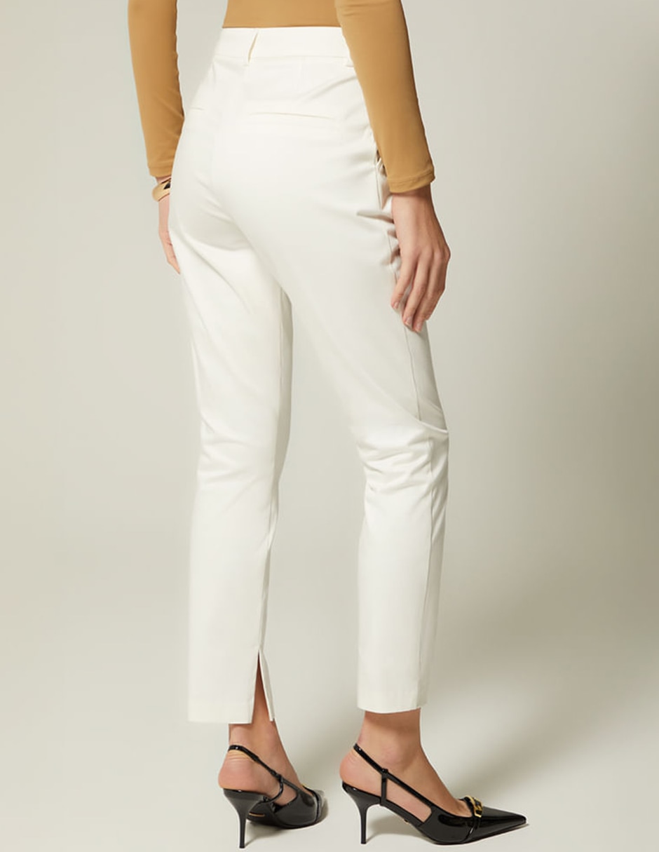 Pantalón chino Studio F skinny para mujer