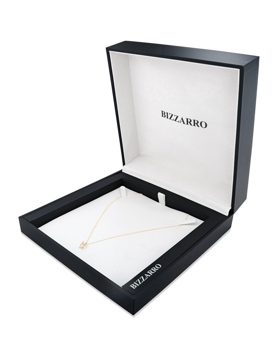 Collar con dije de corazón Joyerías Bizzarro de oro amarillo 14 K