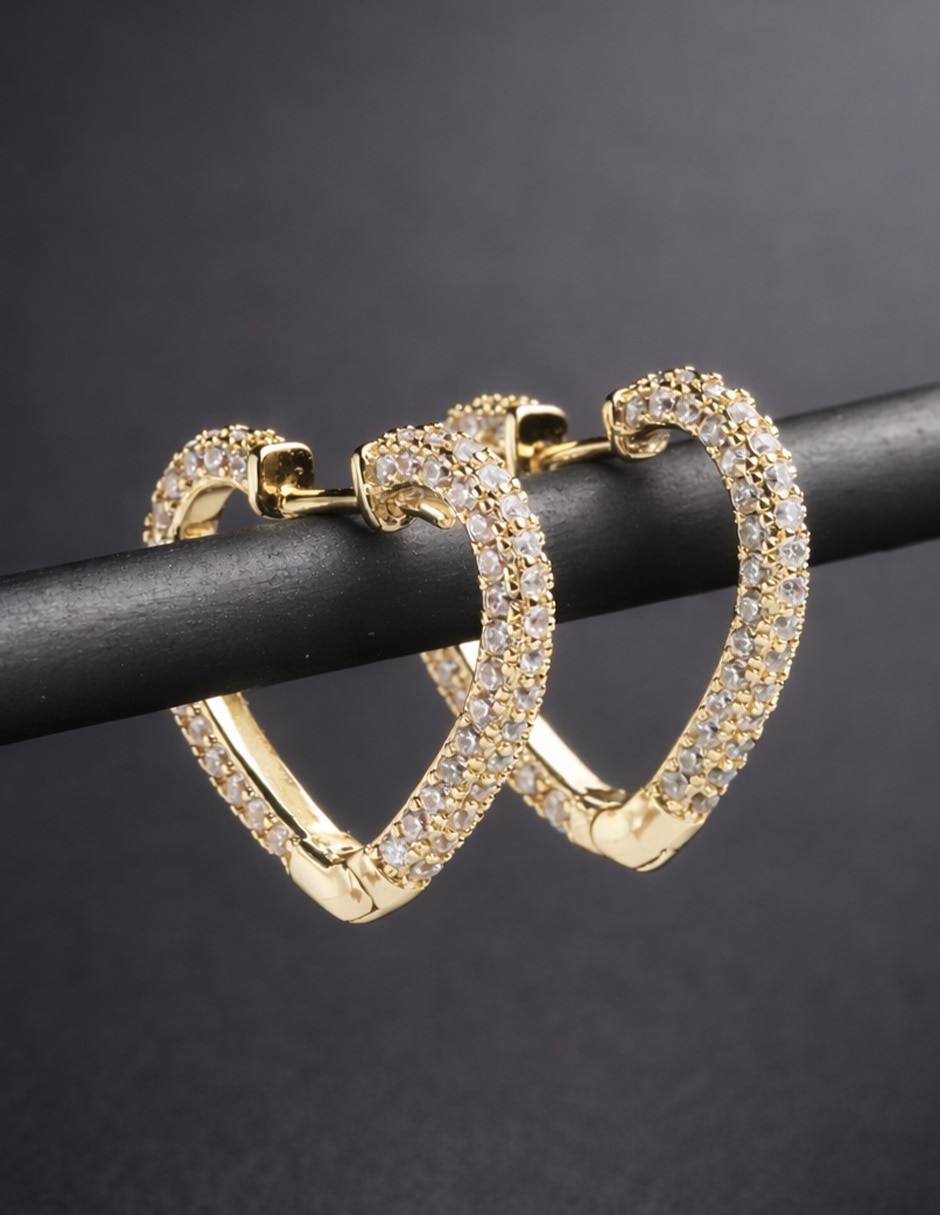 Arracadas de corazón yoiko amour con acabado baño de oro zirconia cúbica