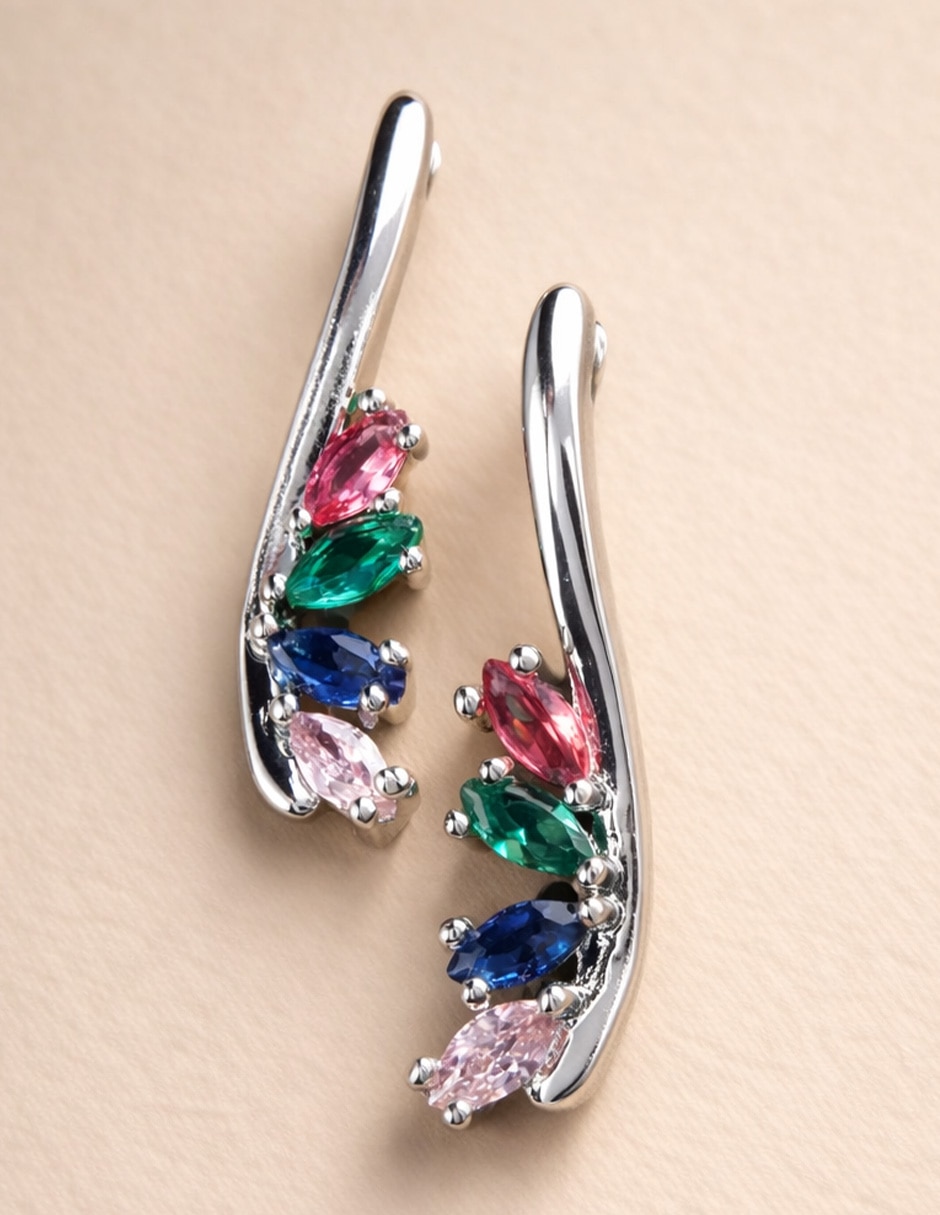 Aretes cortos Yoiko Vibrant con acabado baño de rodio zirconia cúbica