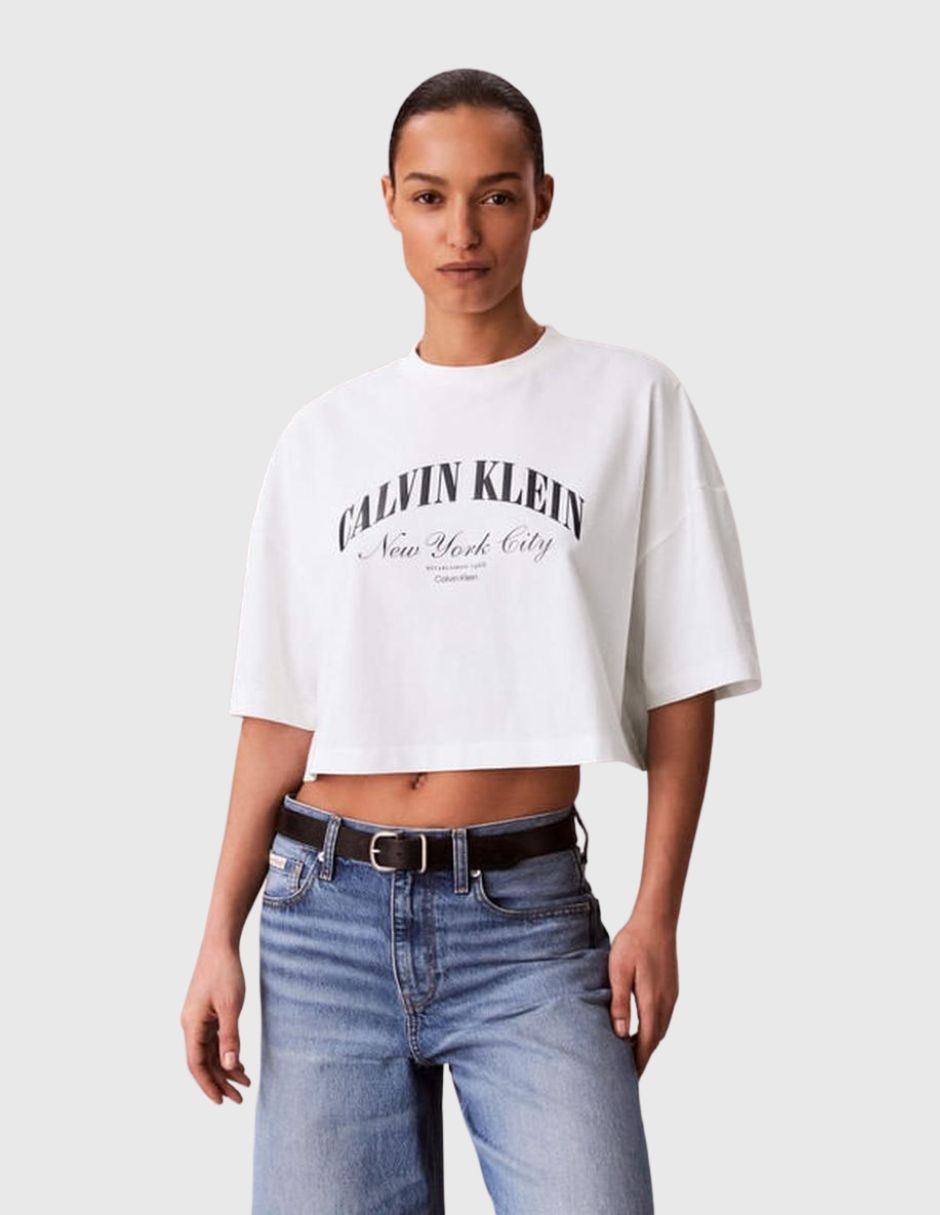 Playera manga corta cuello redondo para mujer