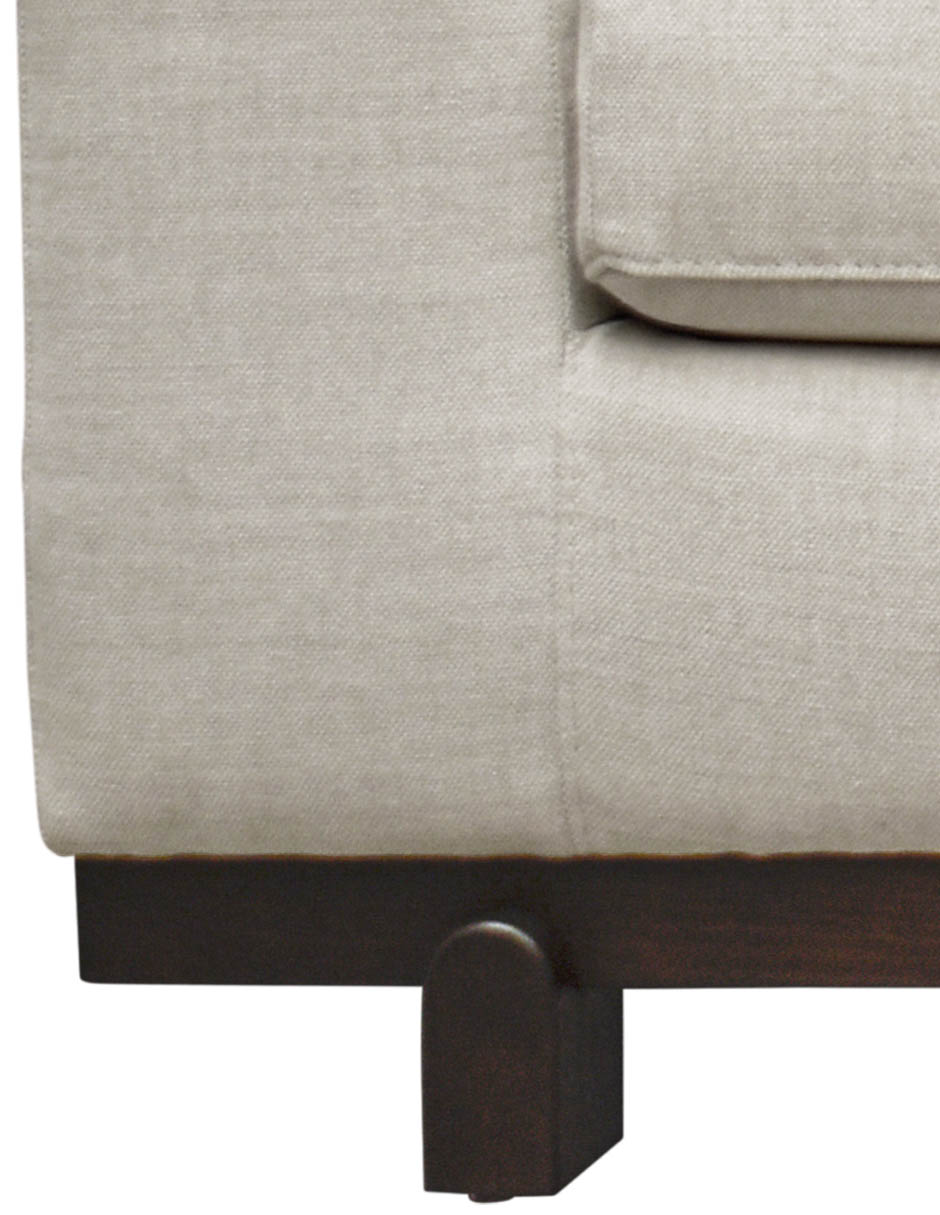 Love seat Liz Montiel