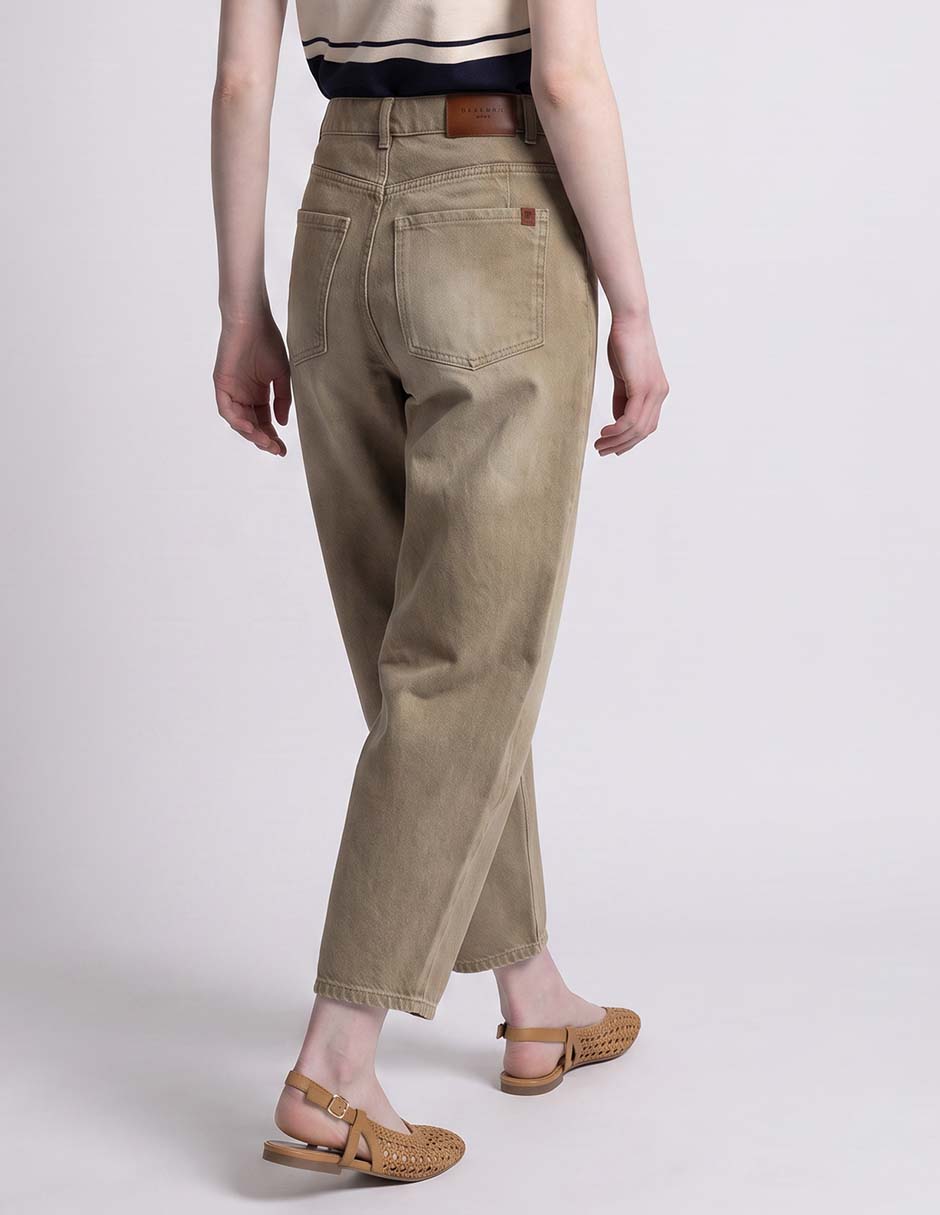 Jeans straight corte media cintura para mujer 2