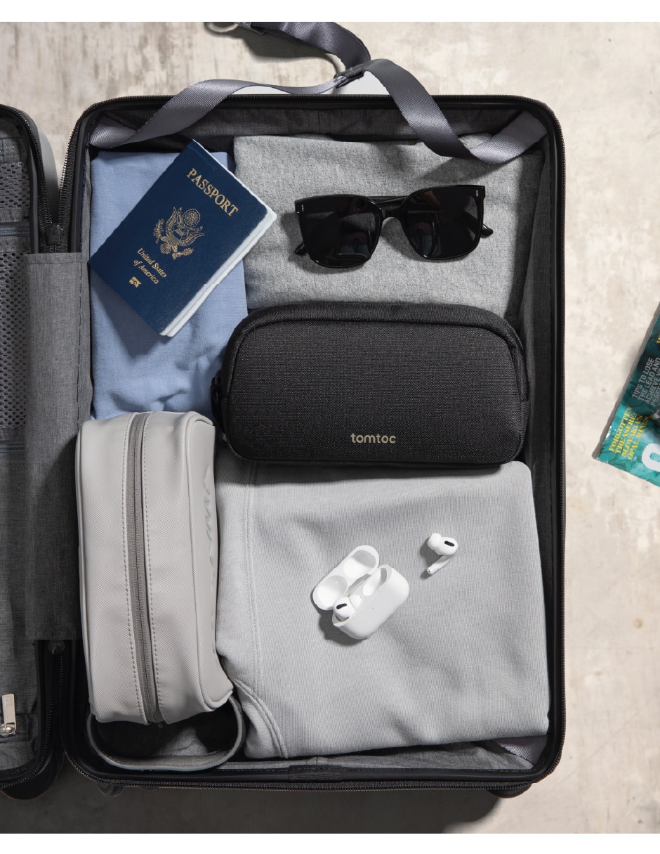 Esctuche para viaje 5
