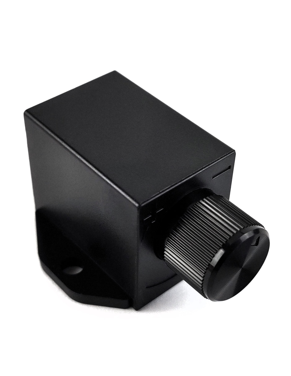Amplificador para auto NKG4400.5D de 12 VDC 10