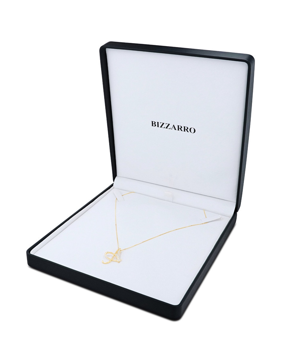 Collar con dije de letra A de oro amarillo 14 k diamante 3