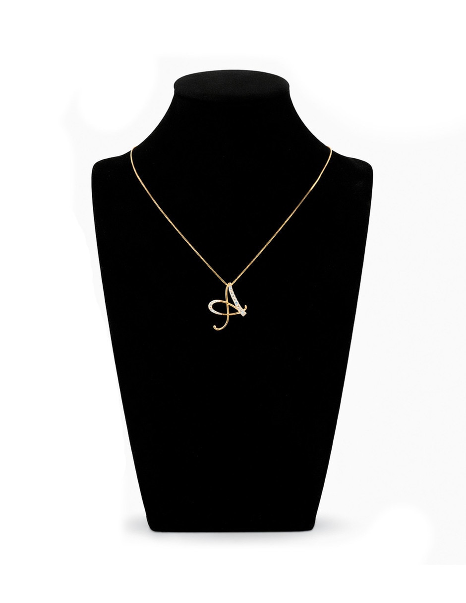 Collar con dije de letra A de oro amarillo 14 k diamante 4