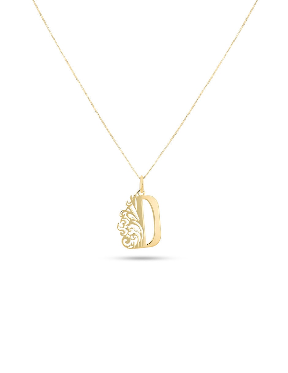 Collar con dije de letra D Joyerias Bizzarro de oro amarillo 14 k