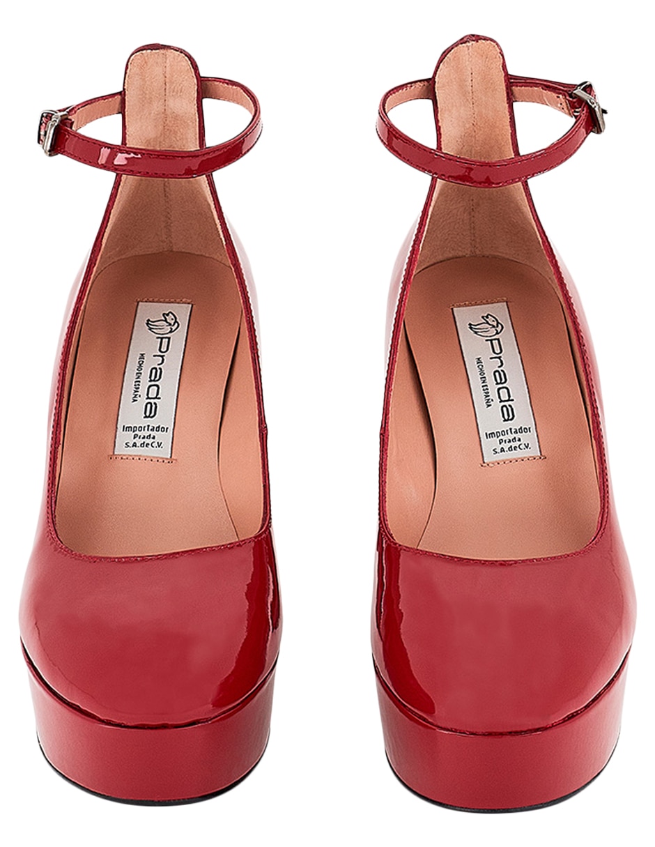 Zapatilla charol 2