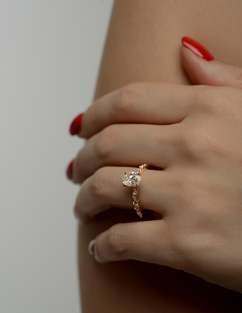 Anillo de compromiso de Oro amarillo 14 k sin familia Moissanita