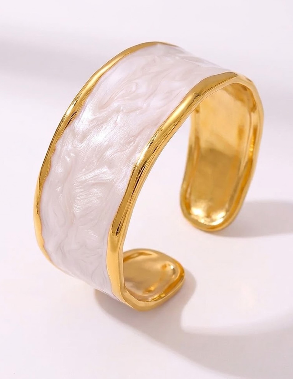 Brazalete de oro laminado 18 K con acabado brillante