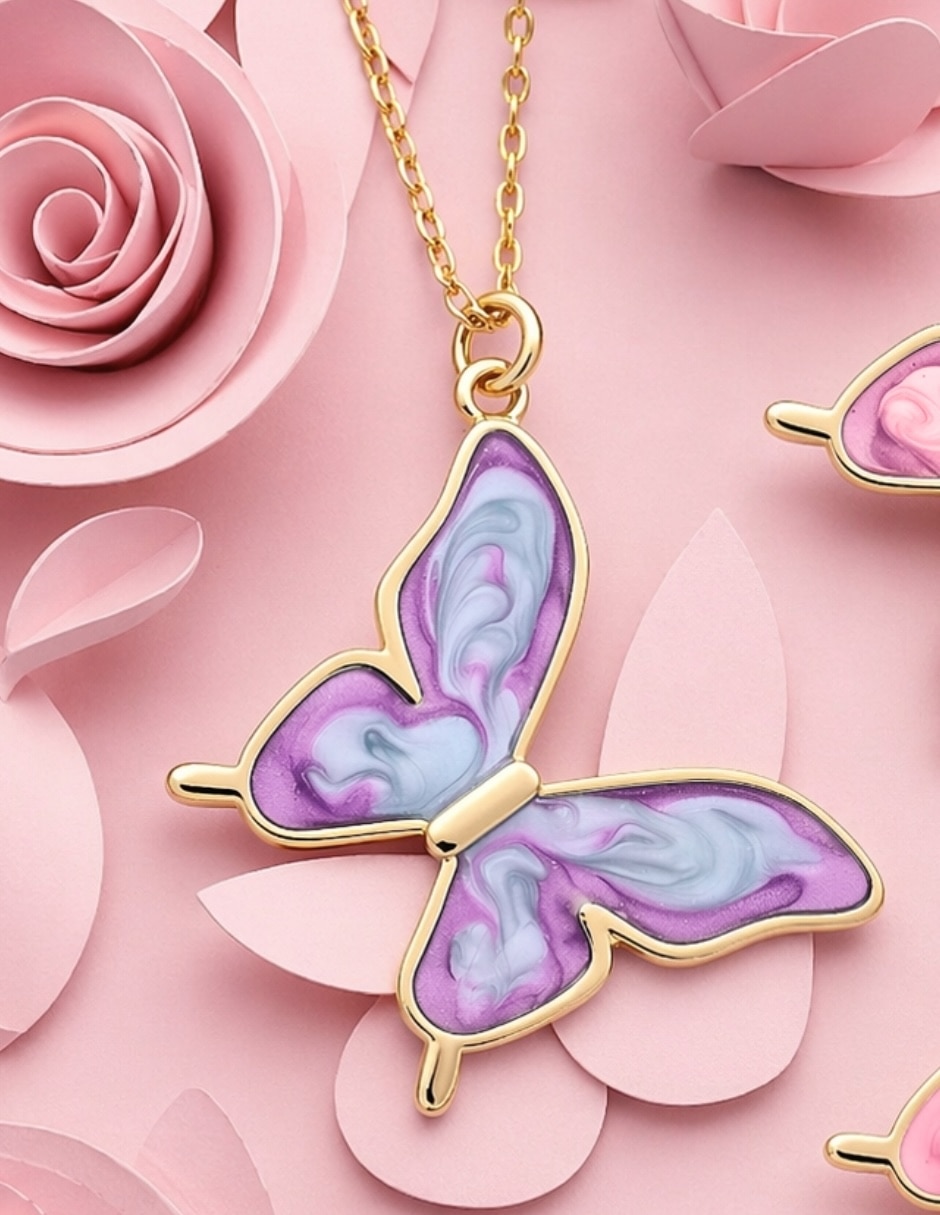 Collar con dije de mariposa Zvezda Aurore con acabado chapa de oro 18 K
