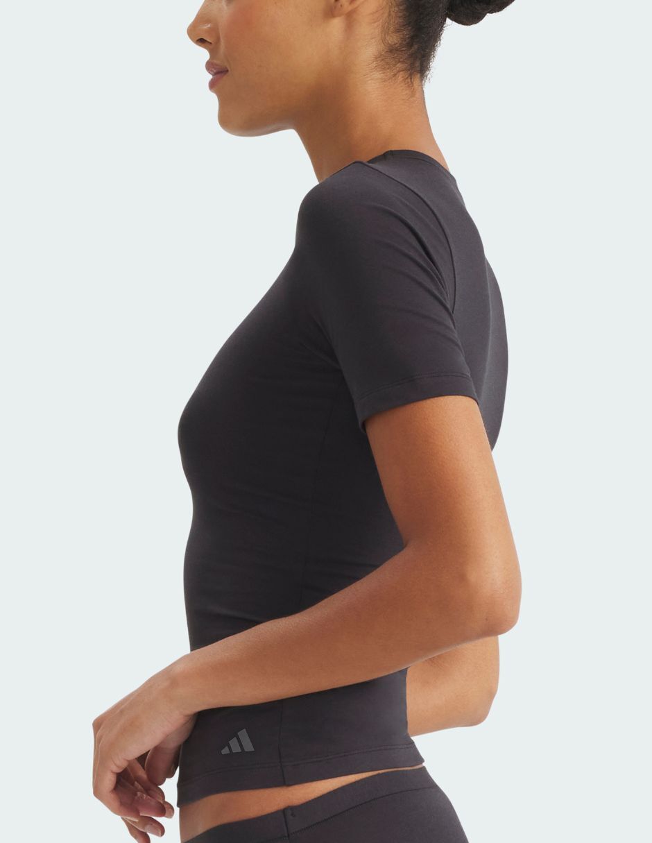 Set playera manga corta cuello redondo para mujer 3