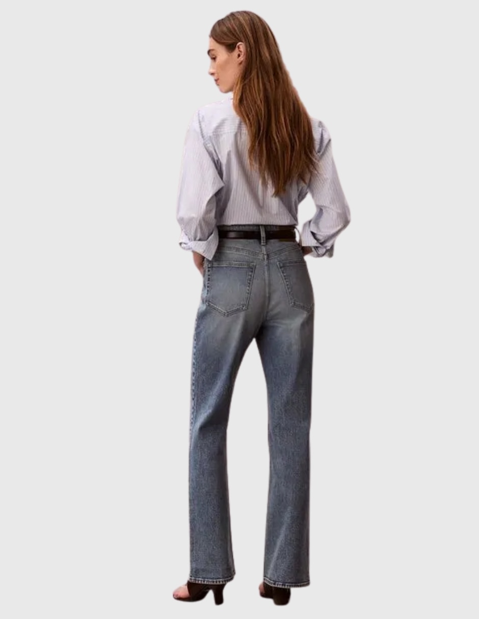 Jeans regular bota 47f475g corte cintura para mujer 3