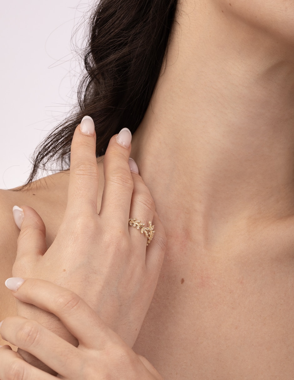 Anillo de hoja Unlimited by Ob 10 k de oro amarillo zirconia pulido
