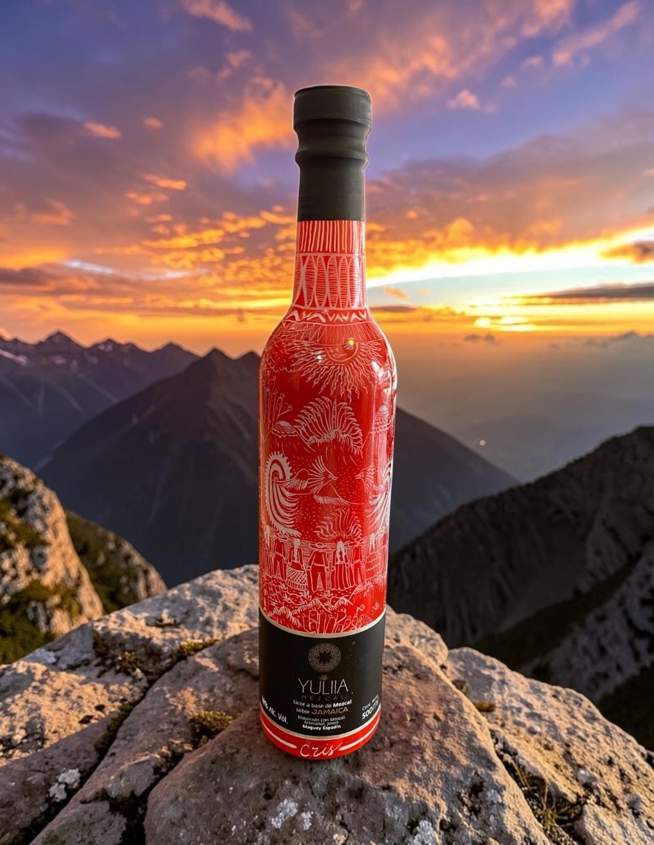 Licor de Mezcal Yuliia sabor jamaica Yuliia 500 ML