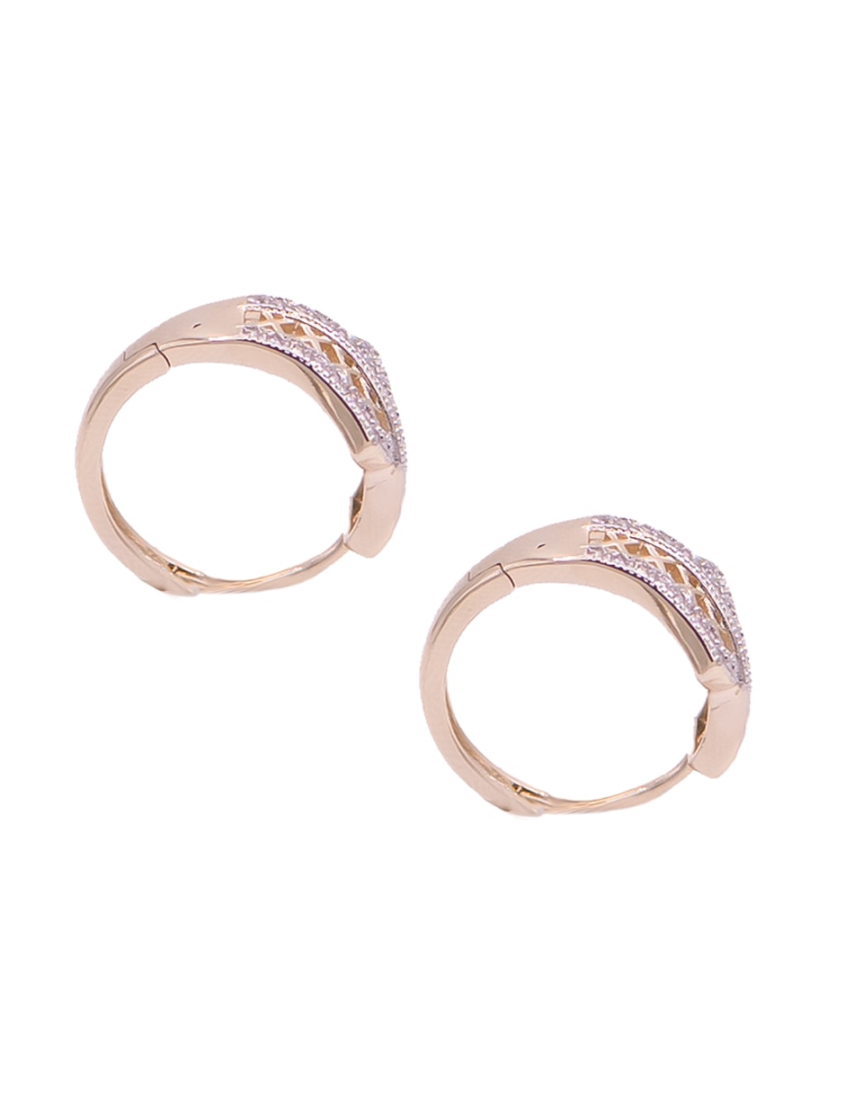 Aretes corto redonda de acero inoxidable con acabado chapa de oro zirconia 4