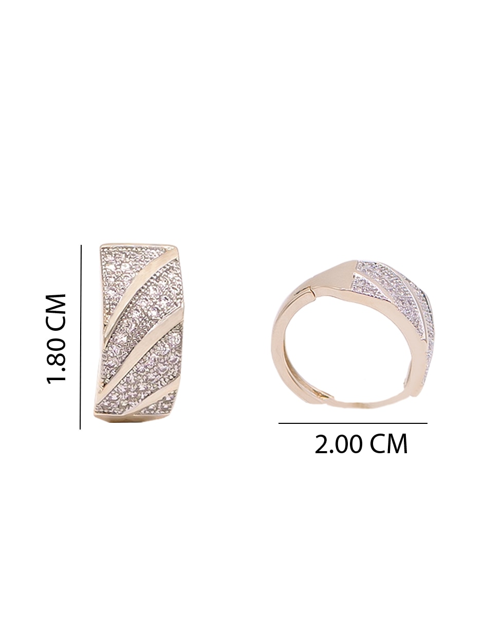 Aretes corto circular de acero con acabado chapa de oro zirconia 2