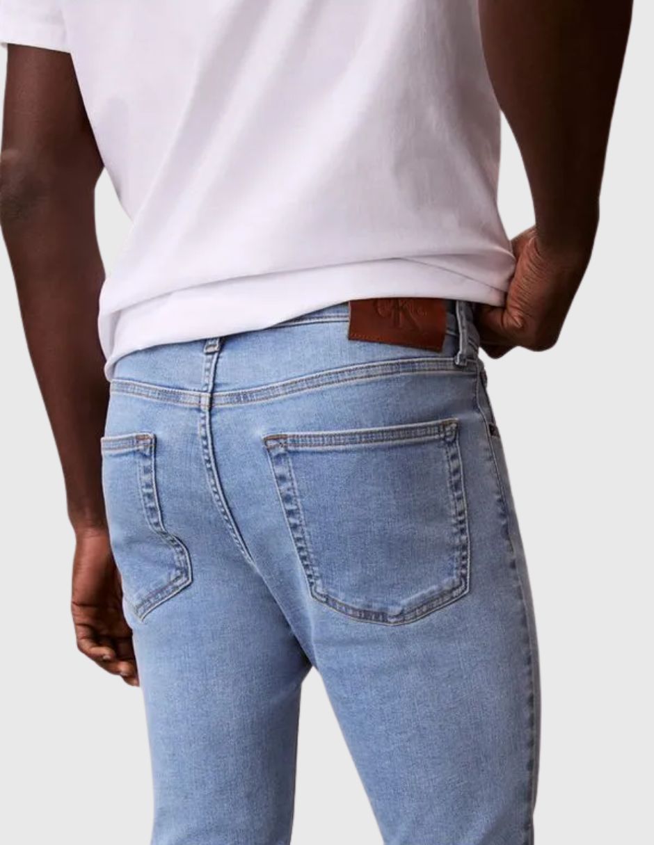 Jeans regular lavado medio para hombre 5