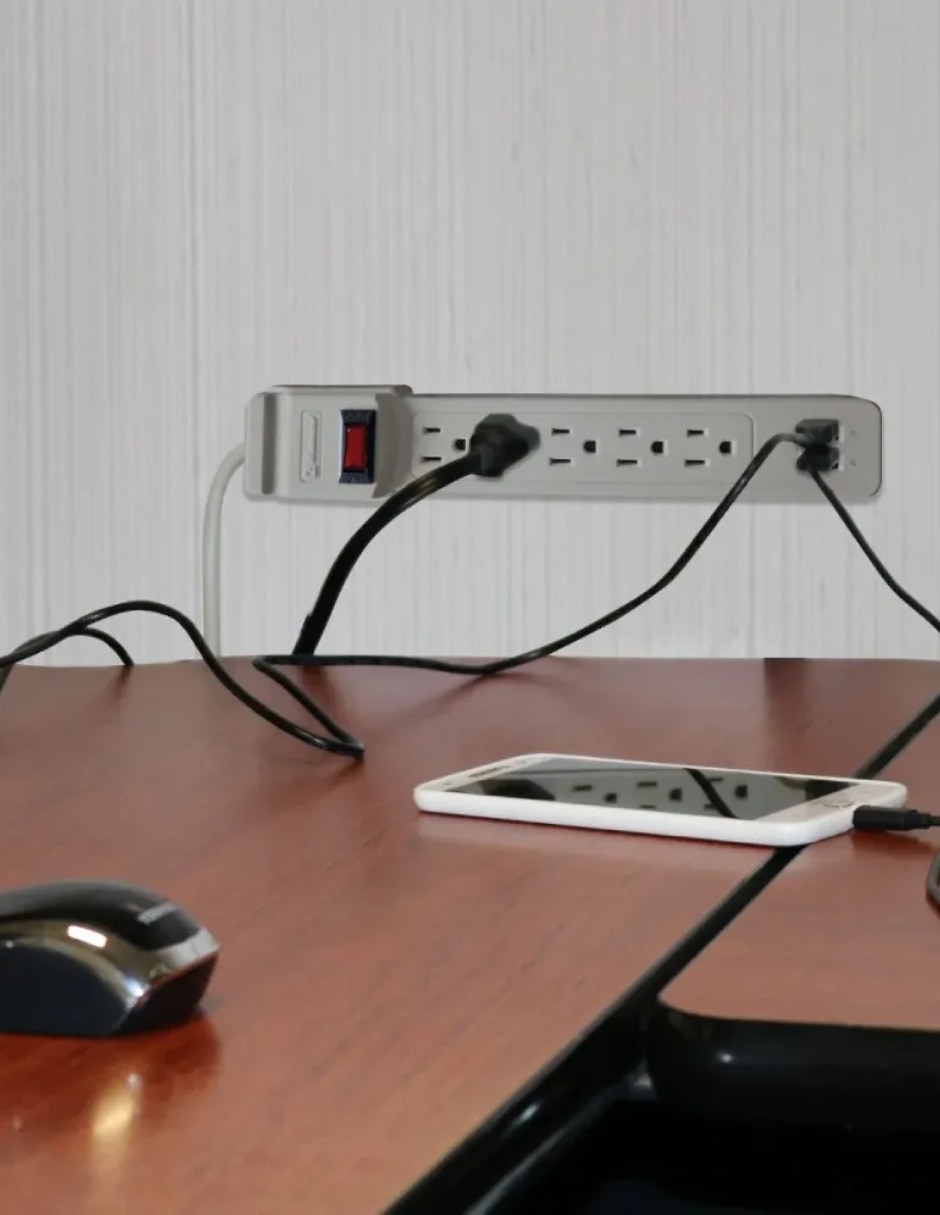 Regulador koblenz ss-550-USB