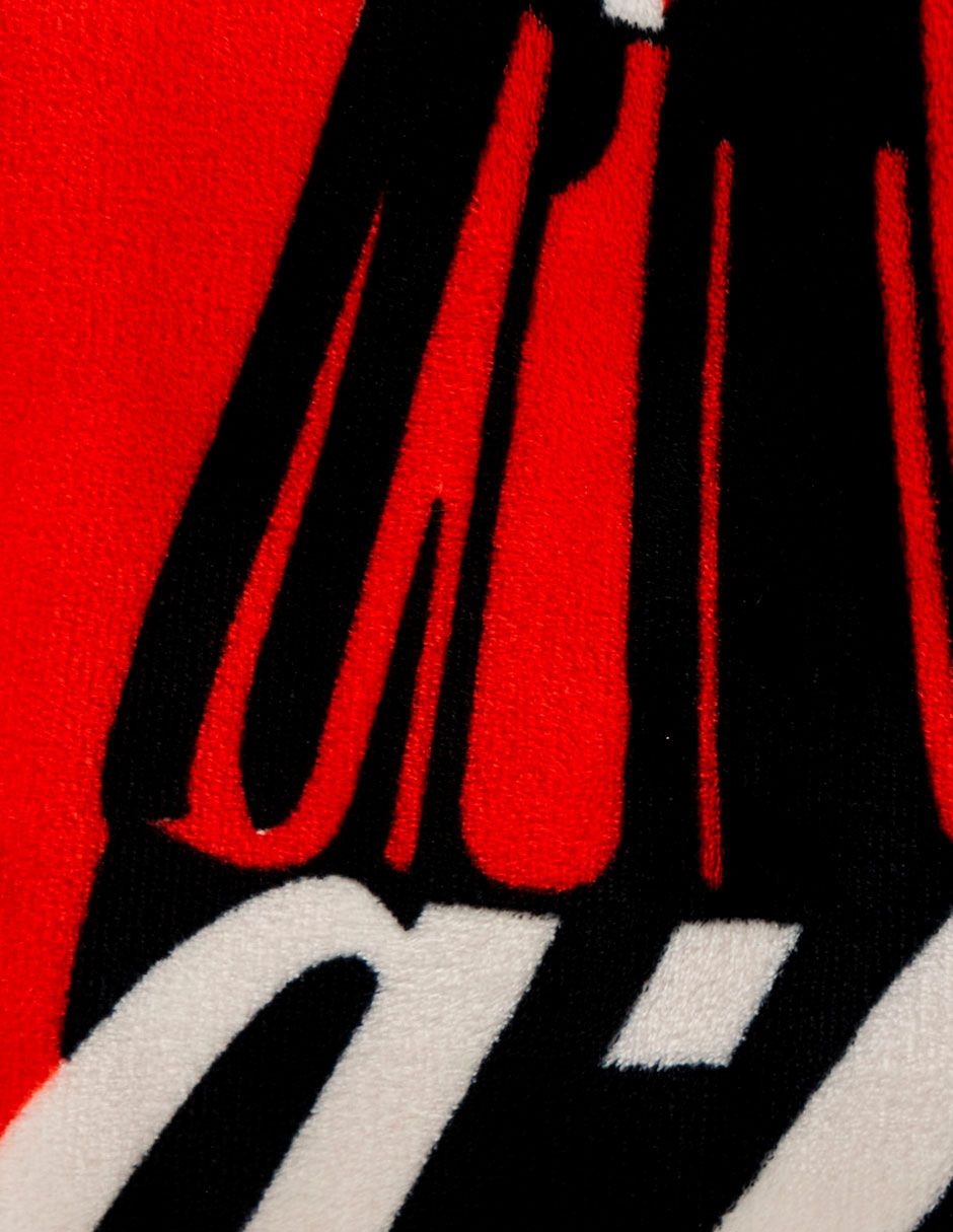 Cobertor coca-cola providencia serenity siempre black estampado logo