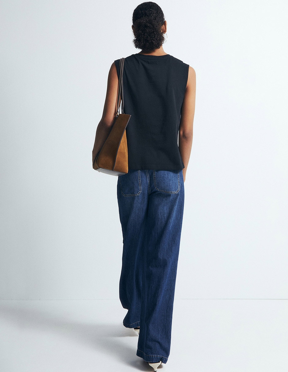 Playera cuello redondo para mujer 3