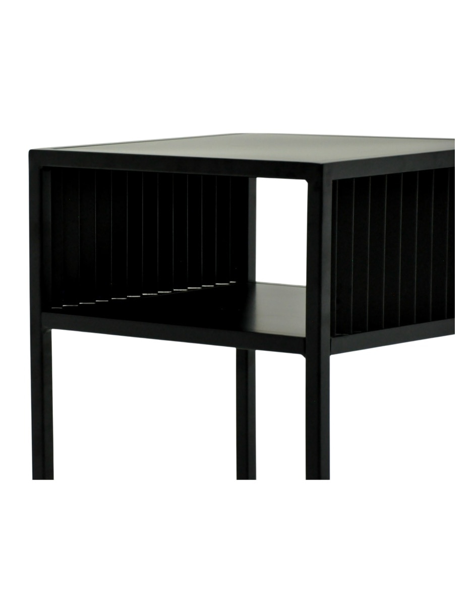 Mesa lateralno zovi sochic de metal