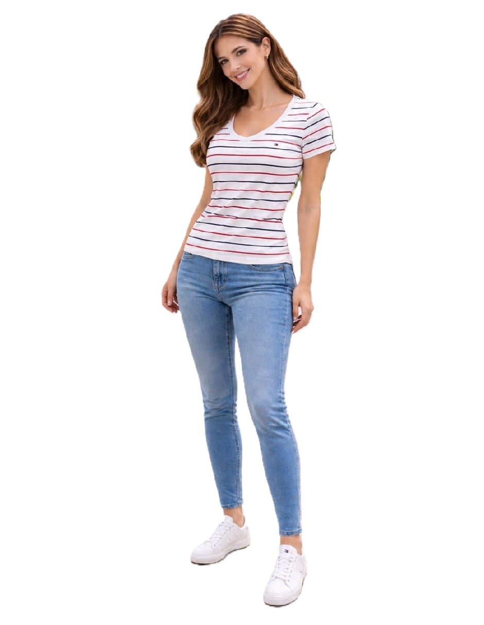 Playera manga corta tomyy hilfiger j51hq481 rt6 cuello redondo para mujer