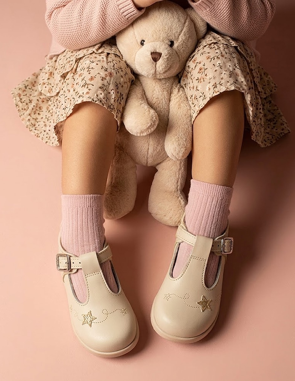 Zapato primeros pasos de charol para niña 4