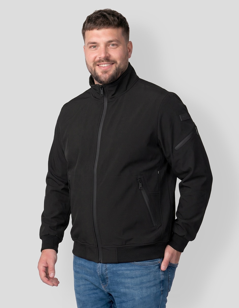 Chamarra casual softshellcon bolsillos para hombre 1