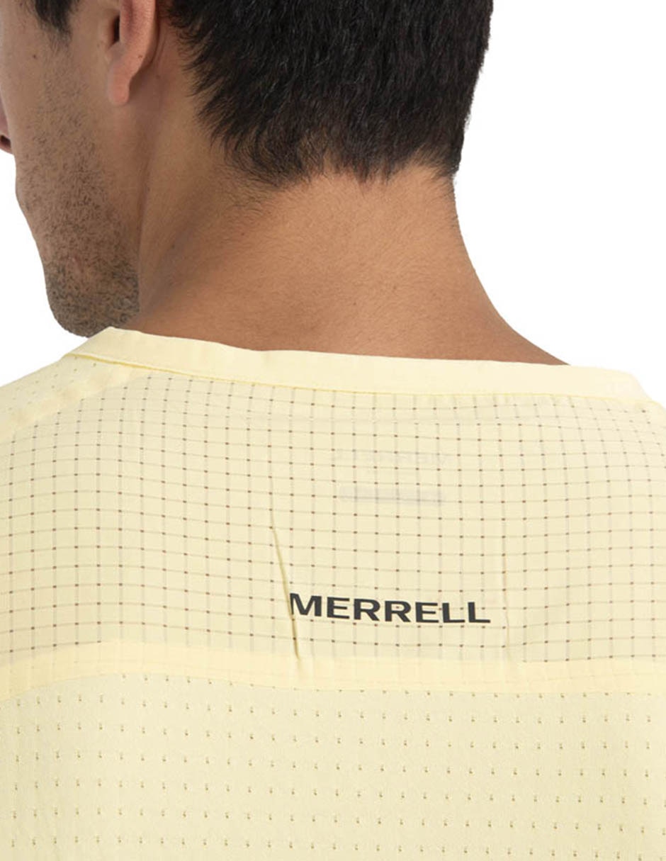 Playera deportiva para hiking merrell de hombre