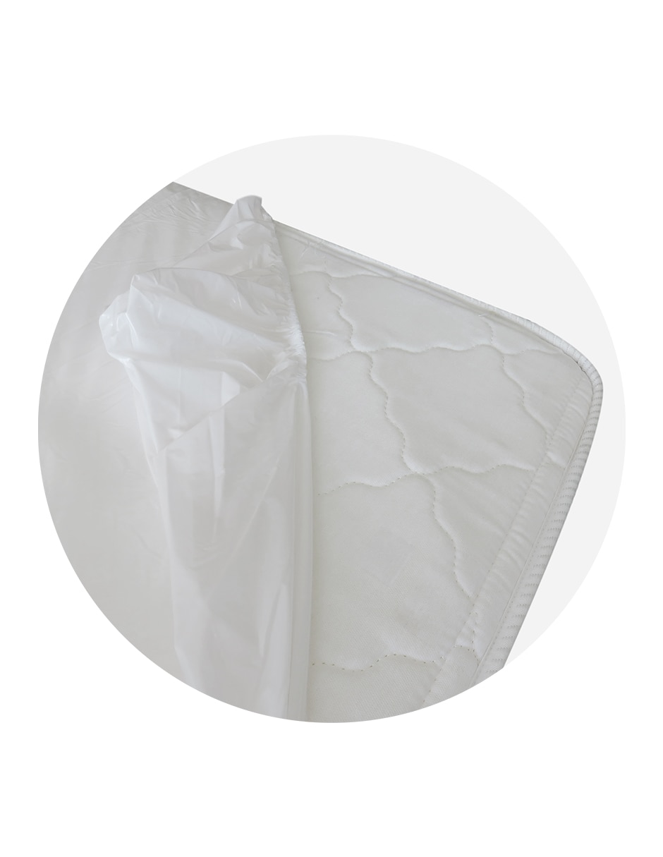 Protector de colchón Carestino impermeable para cuna cama de madera de 140x70cm acolchado