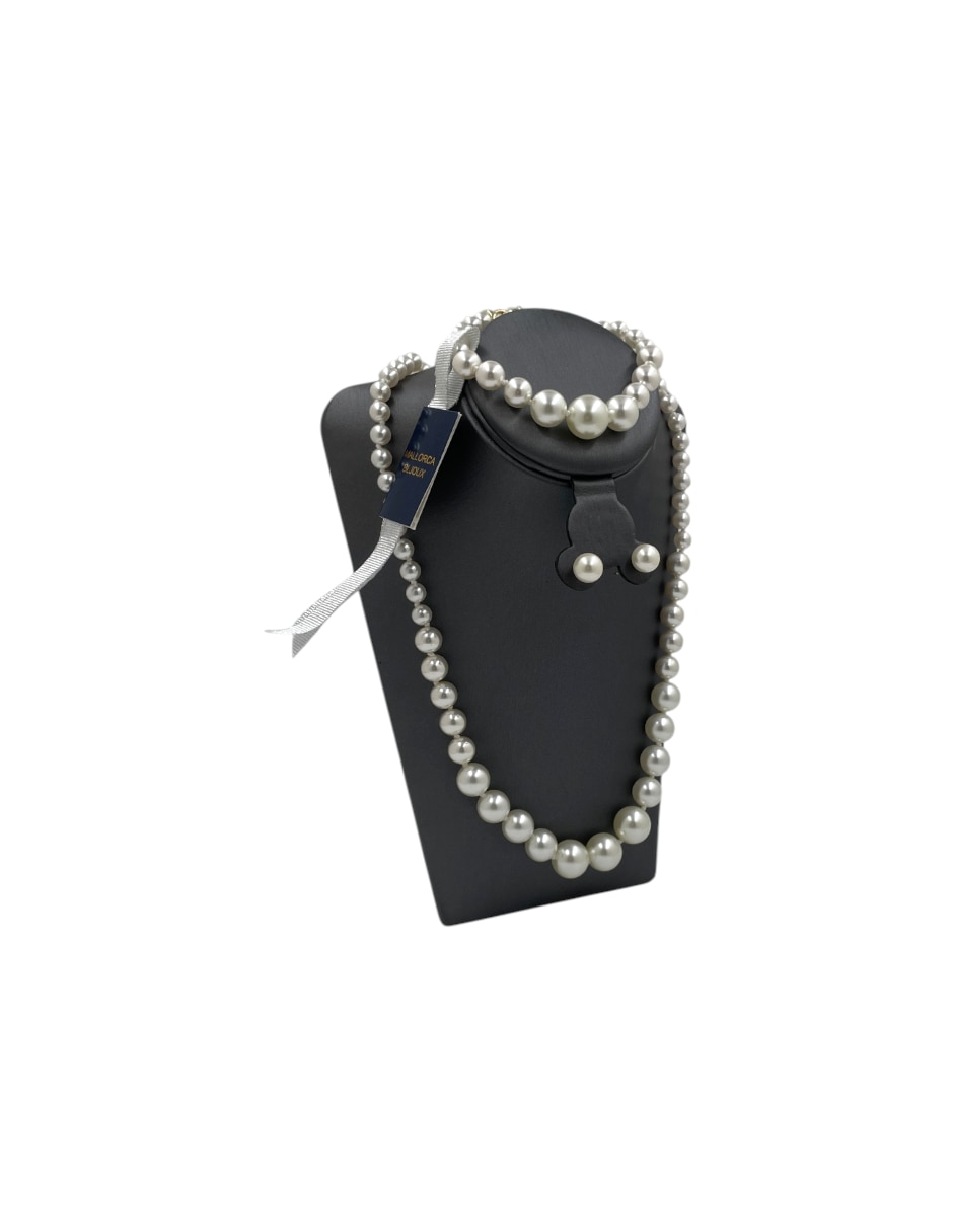 Aretes collar y pulsera Arette