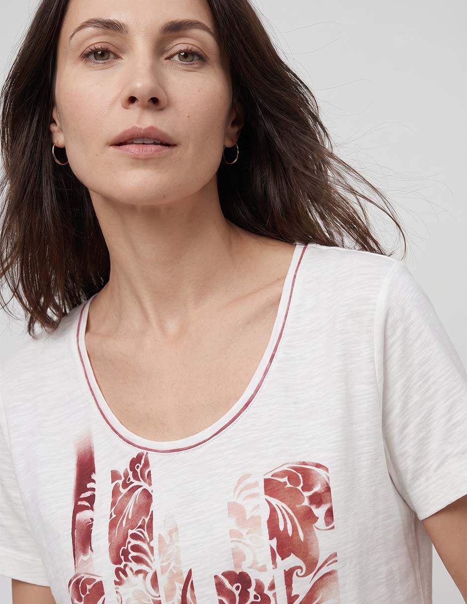 Playera manga corta cuello redondo para mujer 3