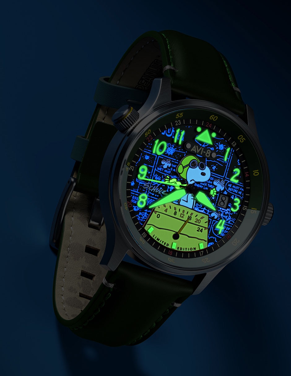 Reloj pulsera Avi-8 Hawker Hurricane Mckellar Dual Time Peanuts Snoopy Flying Ace Edición Limitada para hombre AV-4151-05