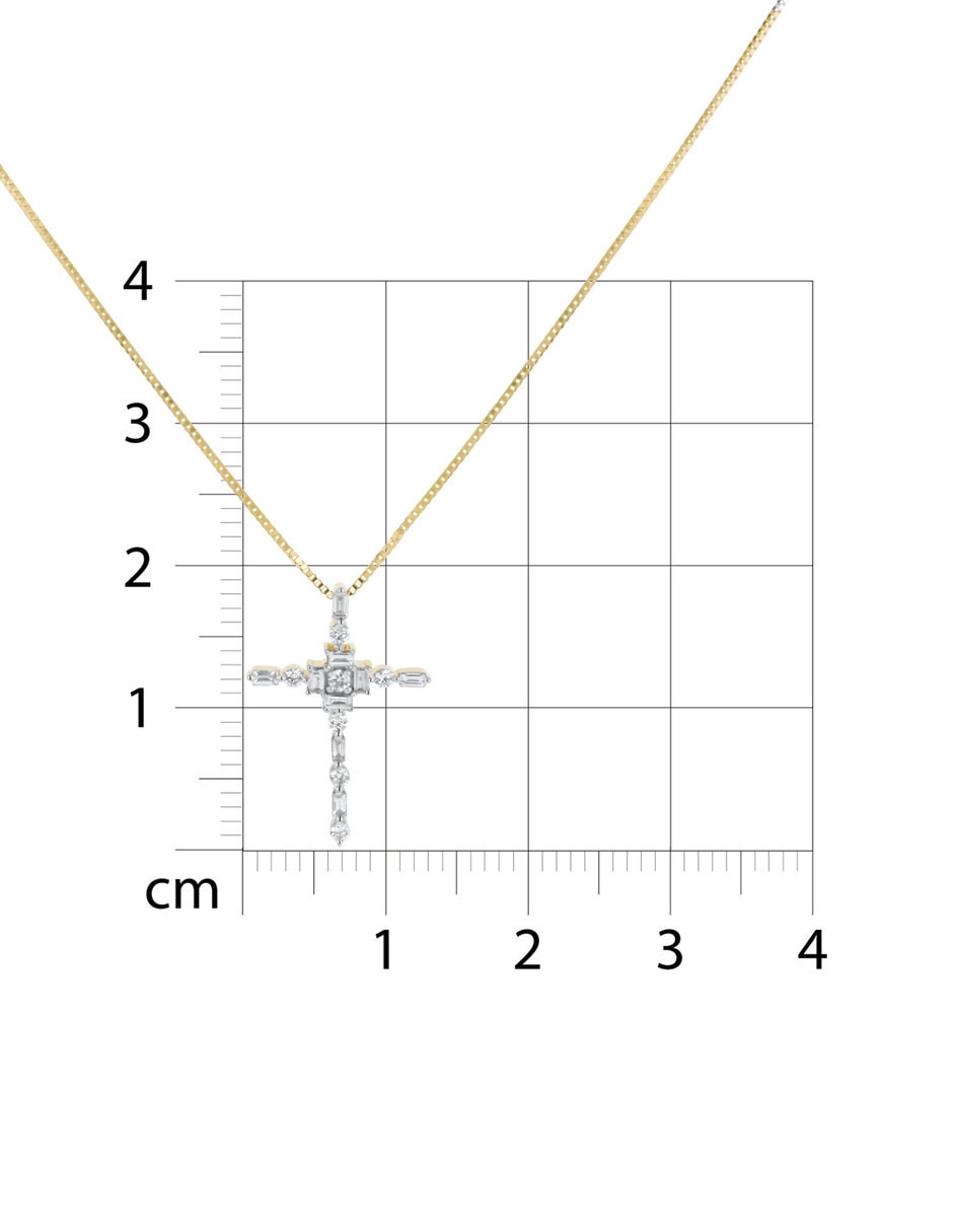 Dije de cruz de oro amarillo 14 K 5