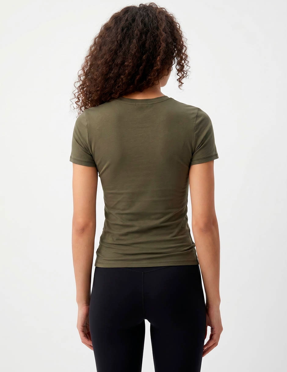Playera manga corta cuello redondo para mujer