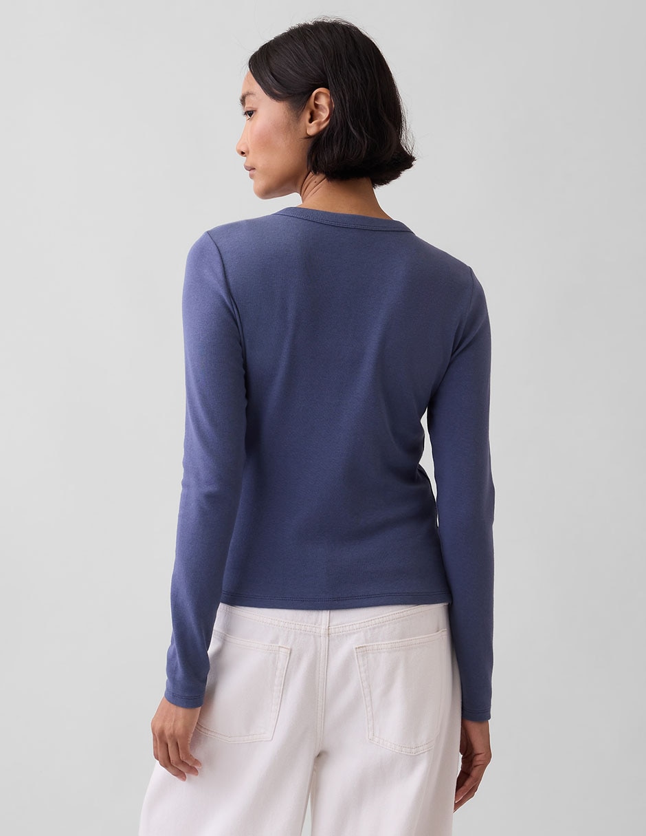 Suéter cuello redondo para mujer 3