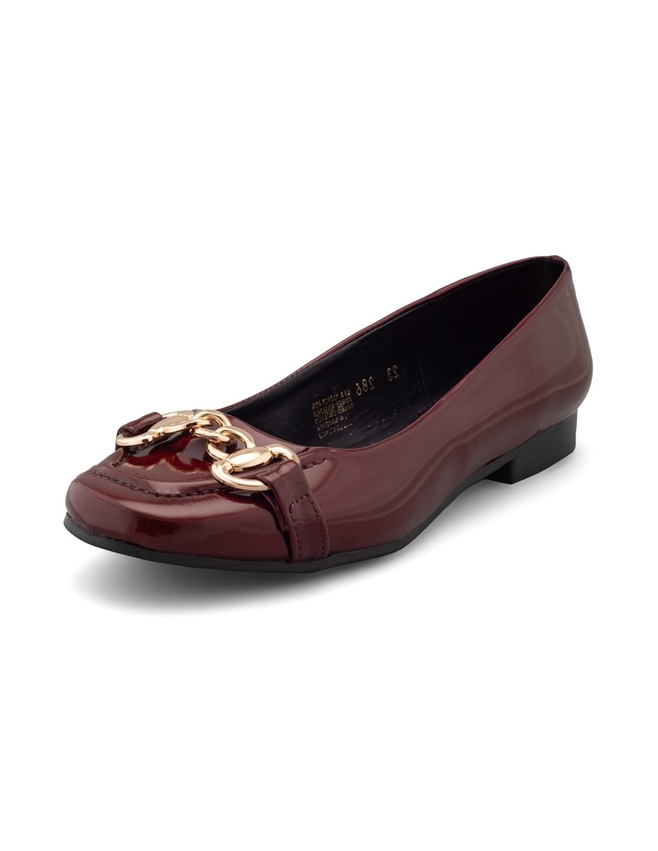 Zapato de charol para mujer