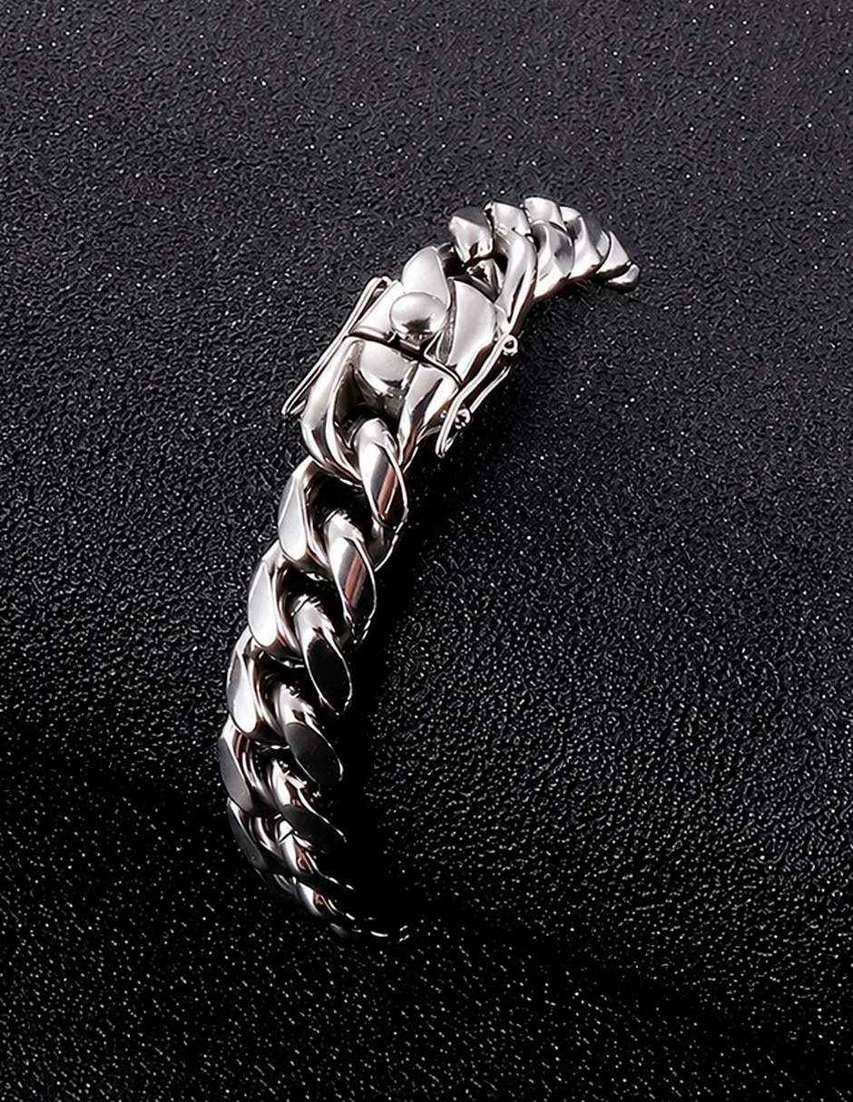 Pulsera con acabado pulido 3