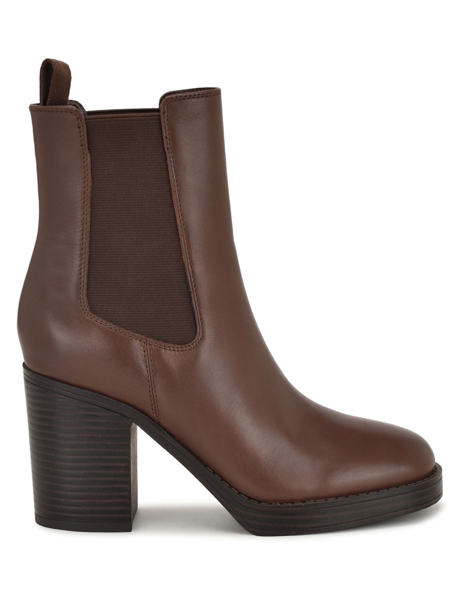 Botín arriba del tobillo nine west de piel para mujer