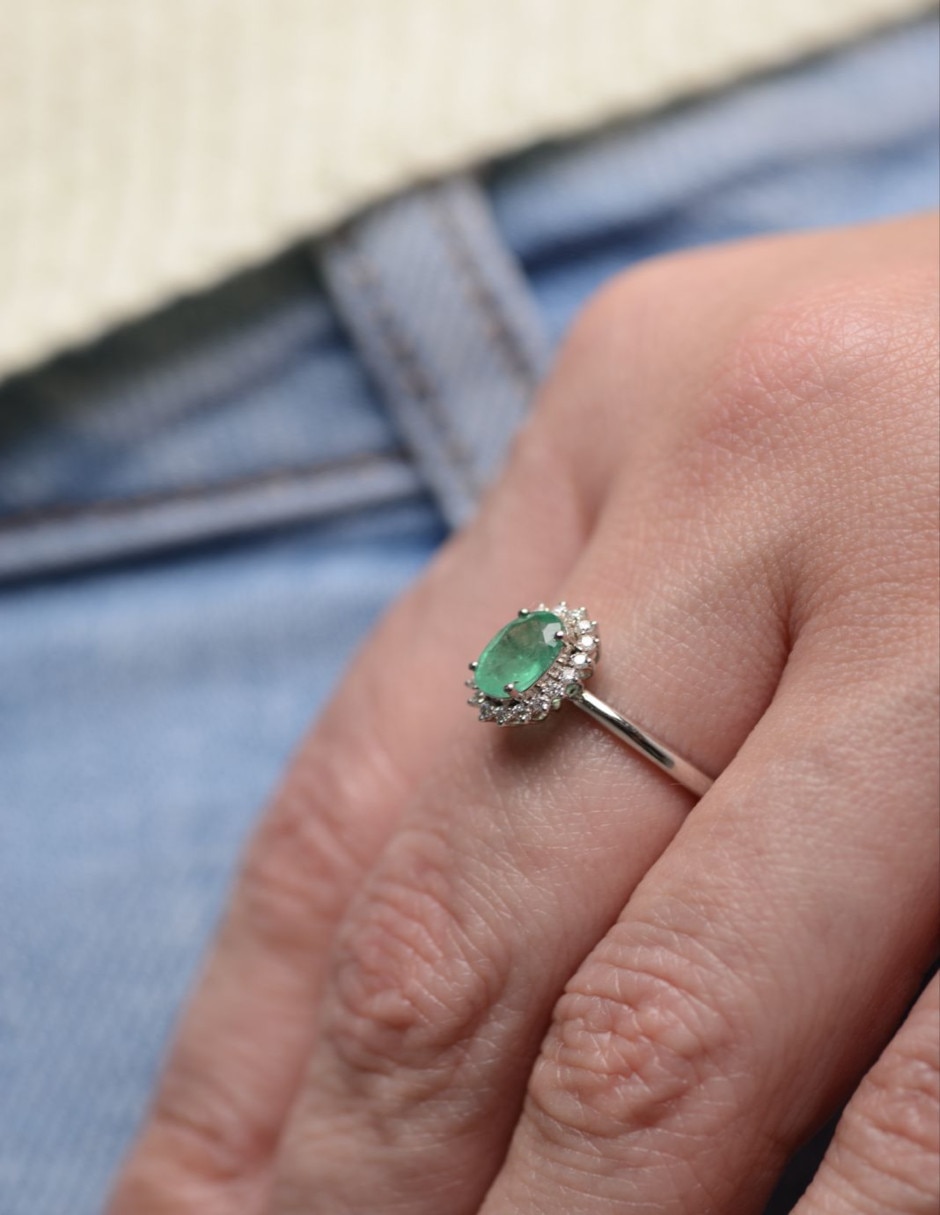 Anillo Gladkova Joyería 14 k de oro blanco esmeralda
