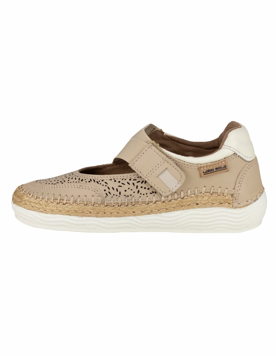 Zapato de piel para mujer