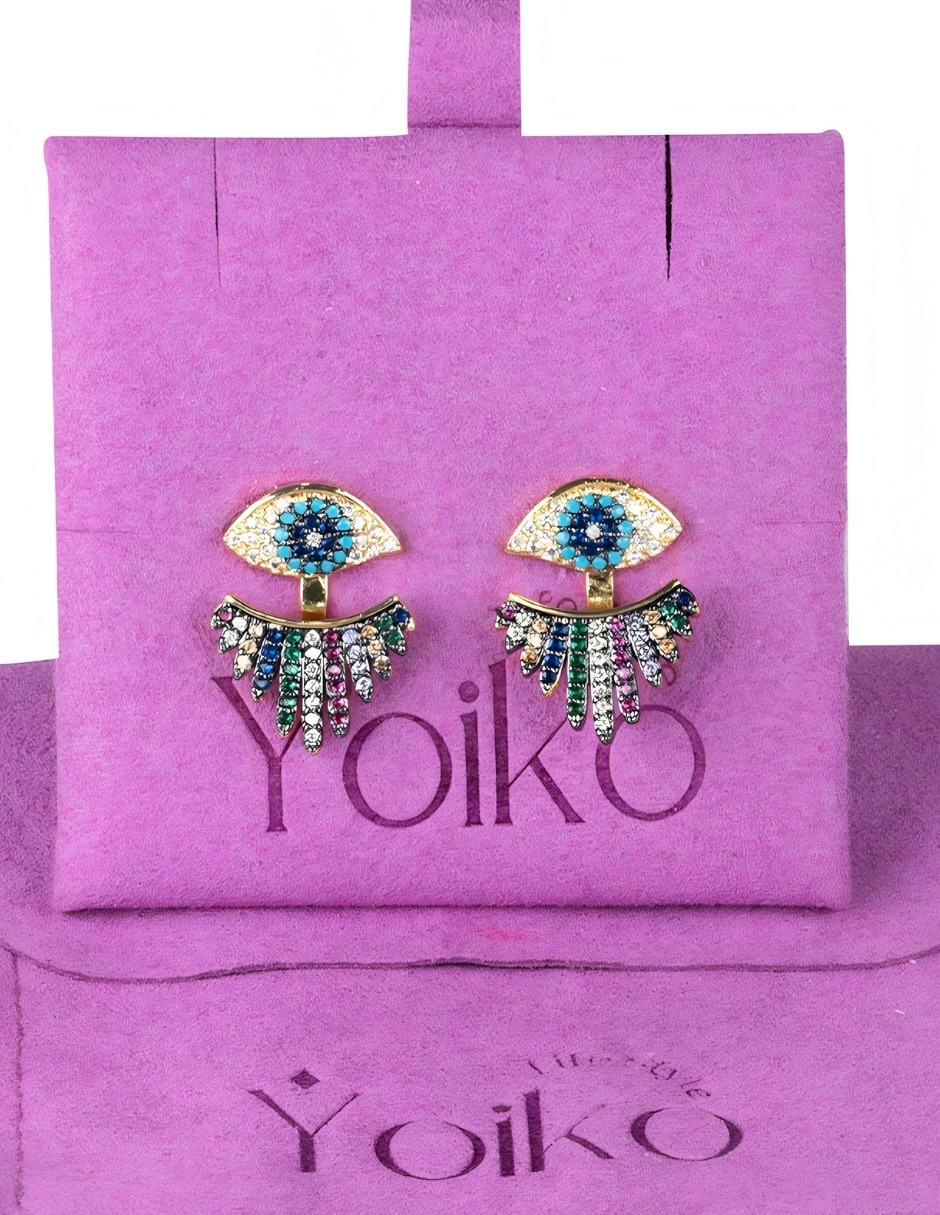 Aretes de ojo Yoiko íris con acabado baño de oro zirconia