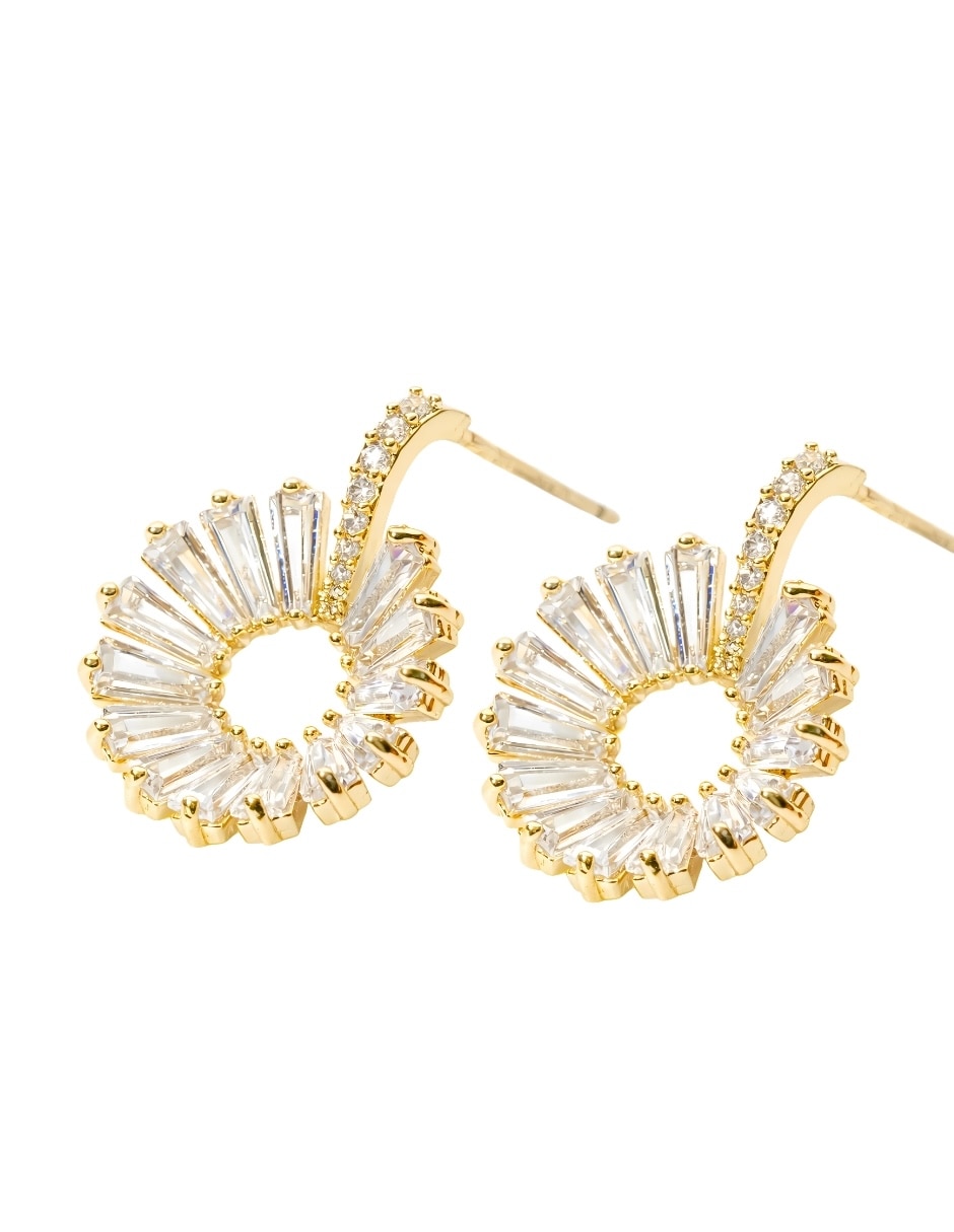 Aretes Stella Golden con acabado baño de oro zirconia 7
