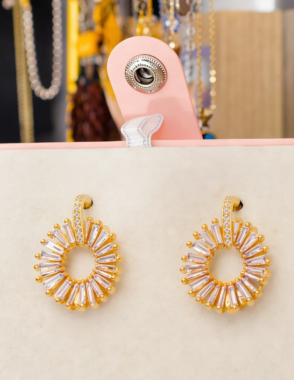 Aretes Stella Golden con acabado baño de oro zirconia 9