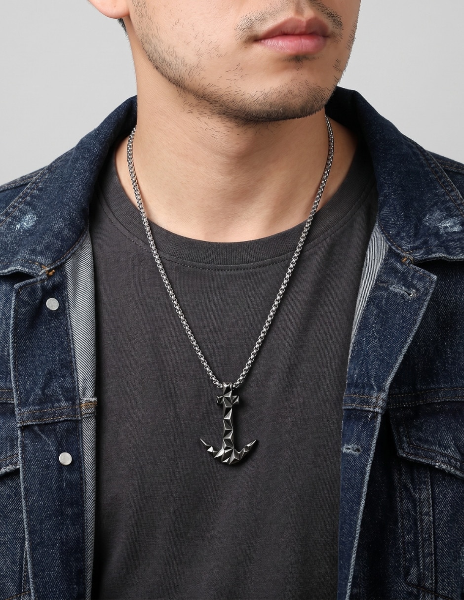Collar con dije de ancla Chulada Black