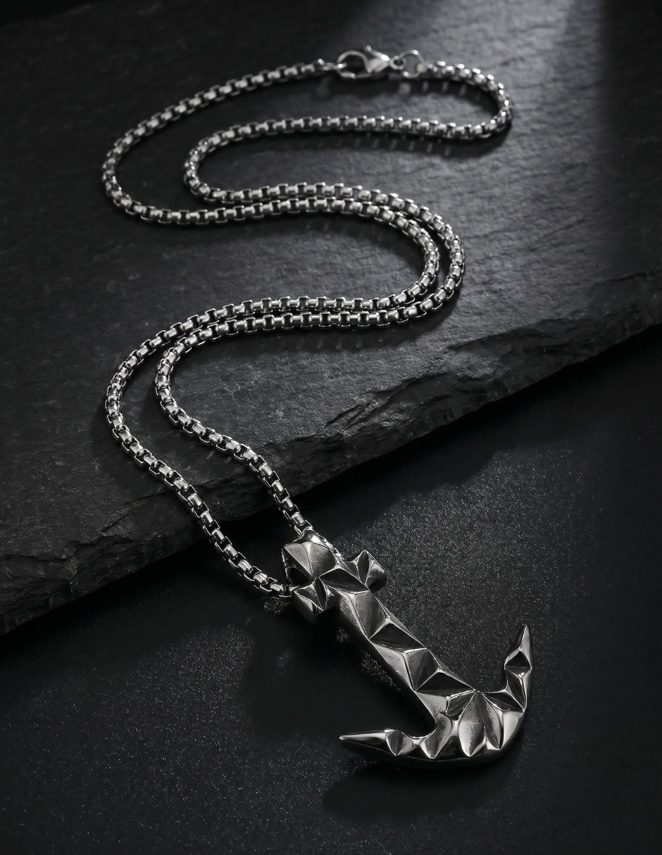Collar con dije de ancla Chulada Black