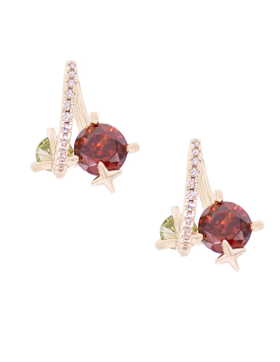 Aretes cortos con acabado chapa de oro zirconia Aretes cortos con acabado chapa de oro zirconia