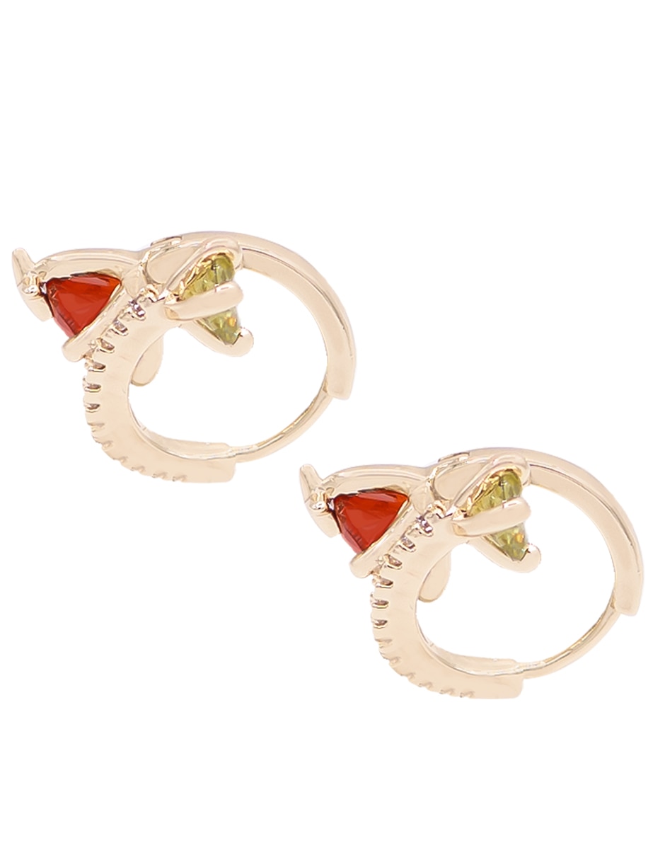 Aretes cortos con acabado chapa de oro zirconia 3